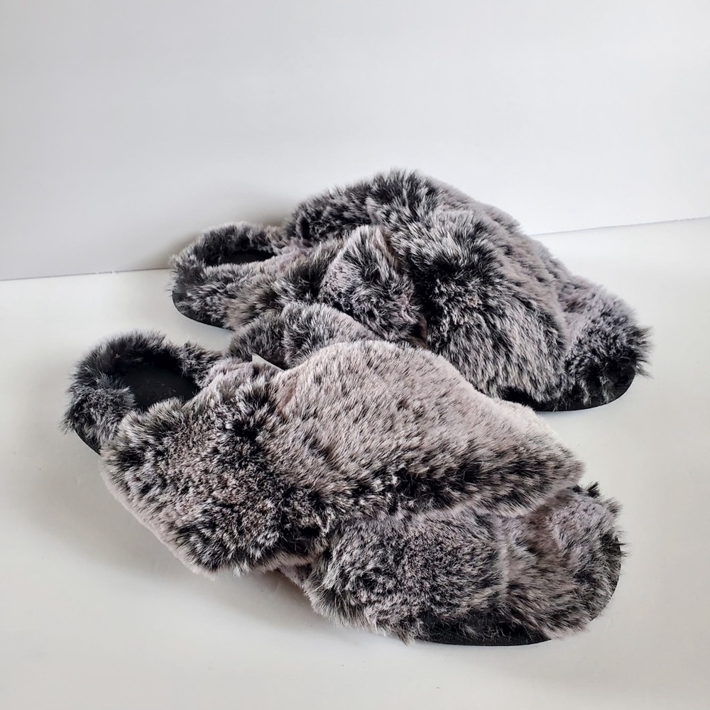 Stars Above women's slippers faux fur Size 11/12
